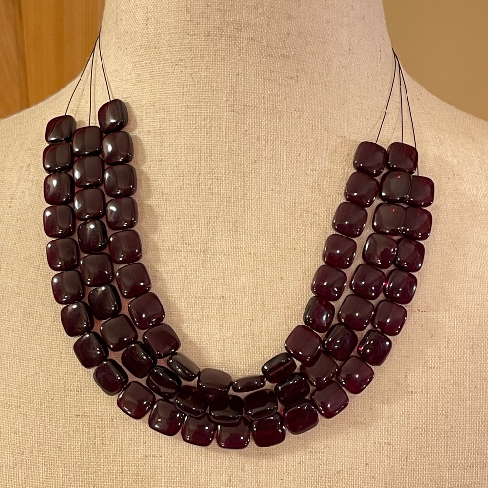 Ladies Vintage Necklace